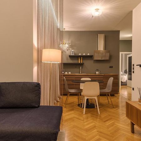 An&Vi Boutique Apartments Apt201 อิโออันนินา ภายนอก รูปภาพ