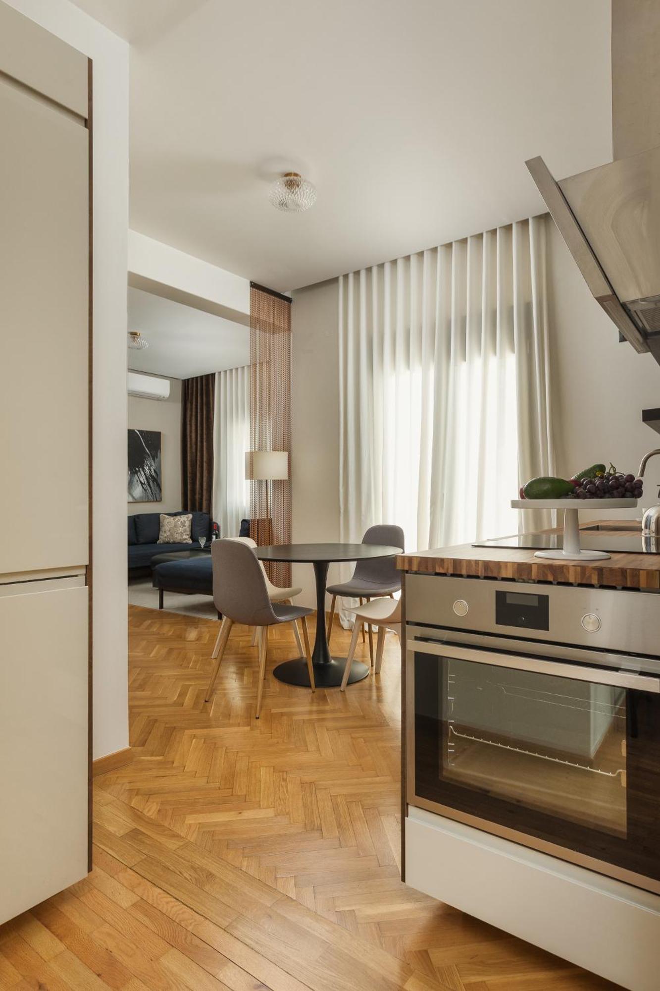 An&Vi Boutique Apartments Apt201 อิโออันนินา ภายนอก รูปภาพ