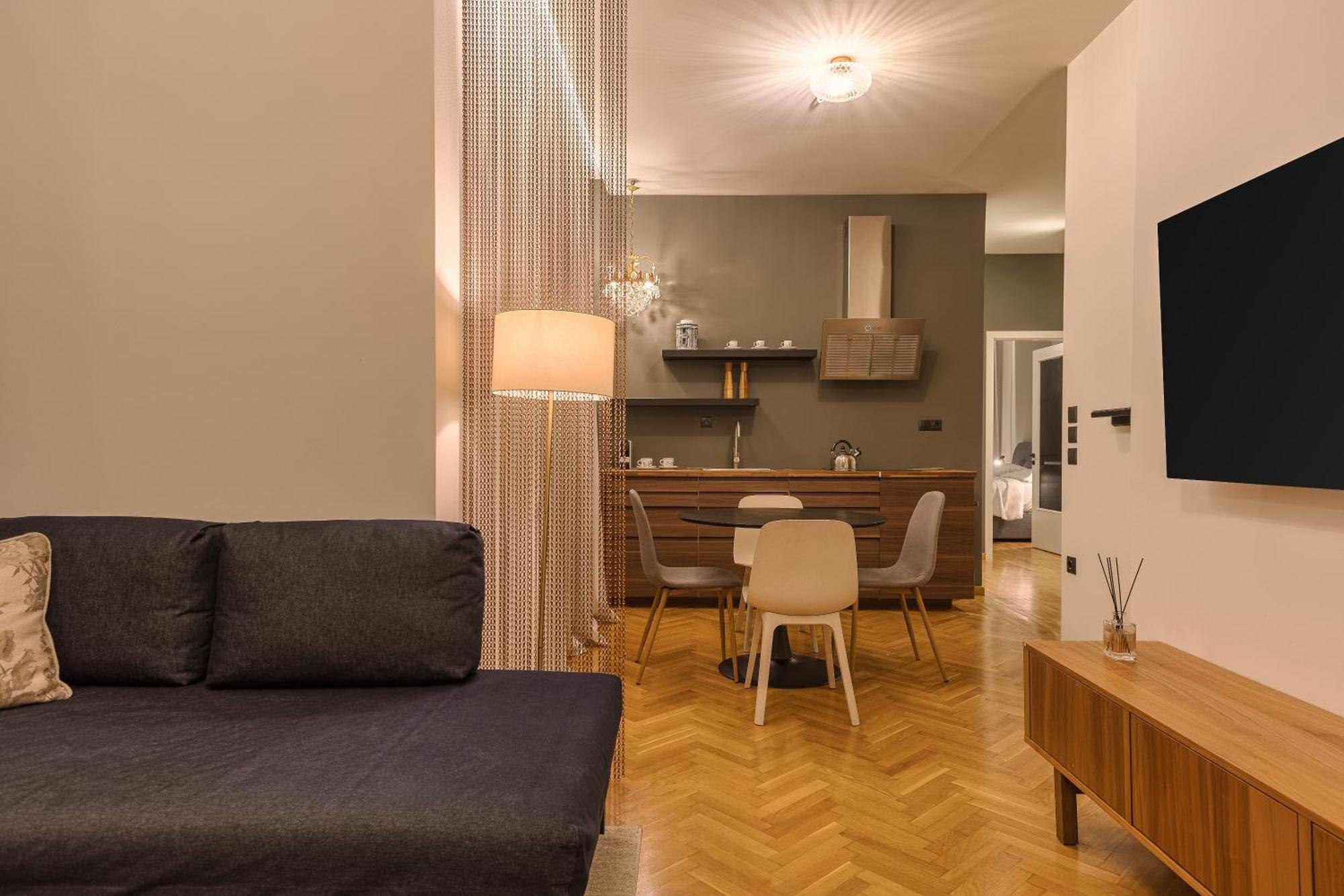 An&Vi Boutique Apartments Apt201 อิโออันนินา ภายนอก รูปภาพ